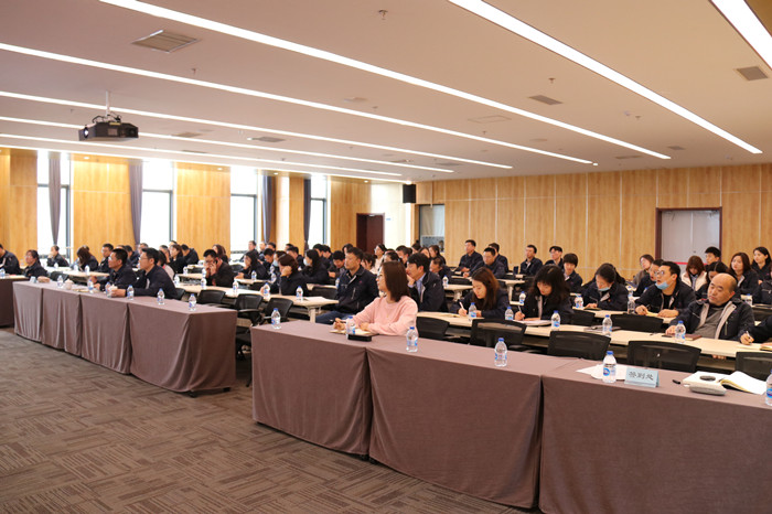 �߽�ŷ�����ϵ����ѵ������