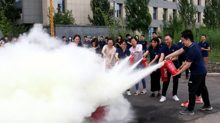 ���ſ�չ�����徲������ѵ��Ӧ������