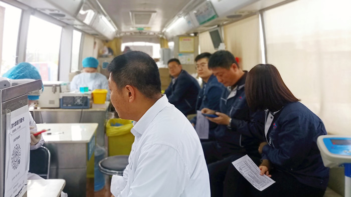 ����ŷ�������ҵ������֯Ա����չ������Ѫ�������ġ��޳���Ѫ�˶�