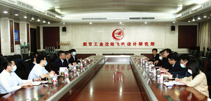 ����ͷ����ҵ ������ŷ�������ҵ����������ϵ���˶�֮һ������ŷ�������ҵ������ŷ�������ҵ��������չ������̸